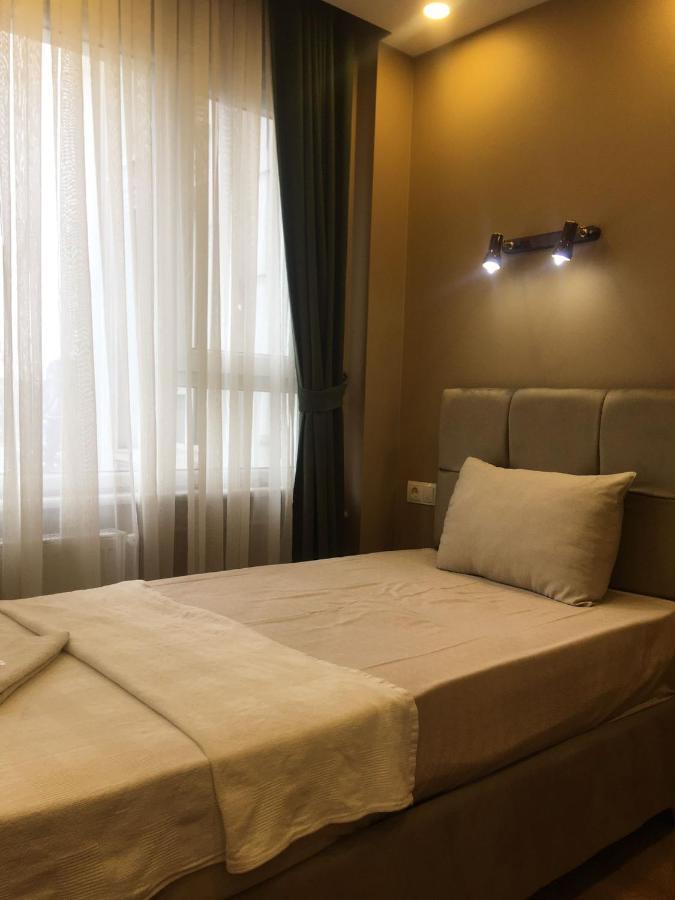 Ulubat Castle Hotel Istanbul Bagian luar foto
