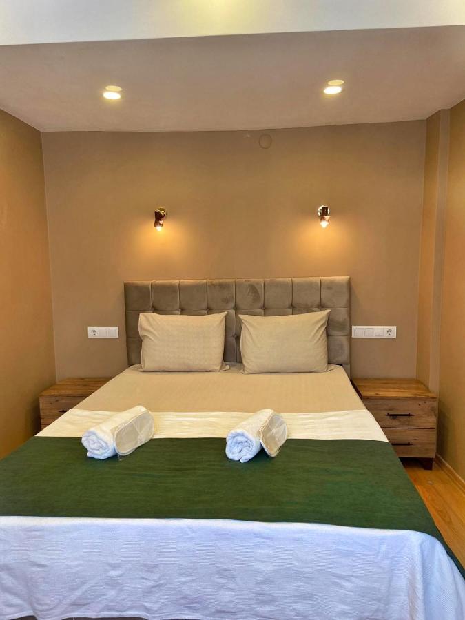 Ulubat Castle Hotel Istanbul Bagian luar foto