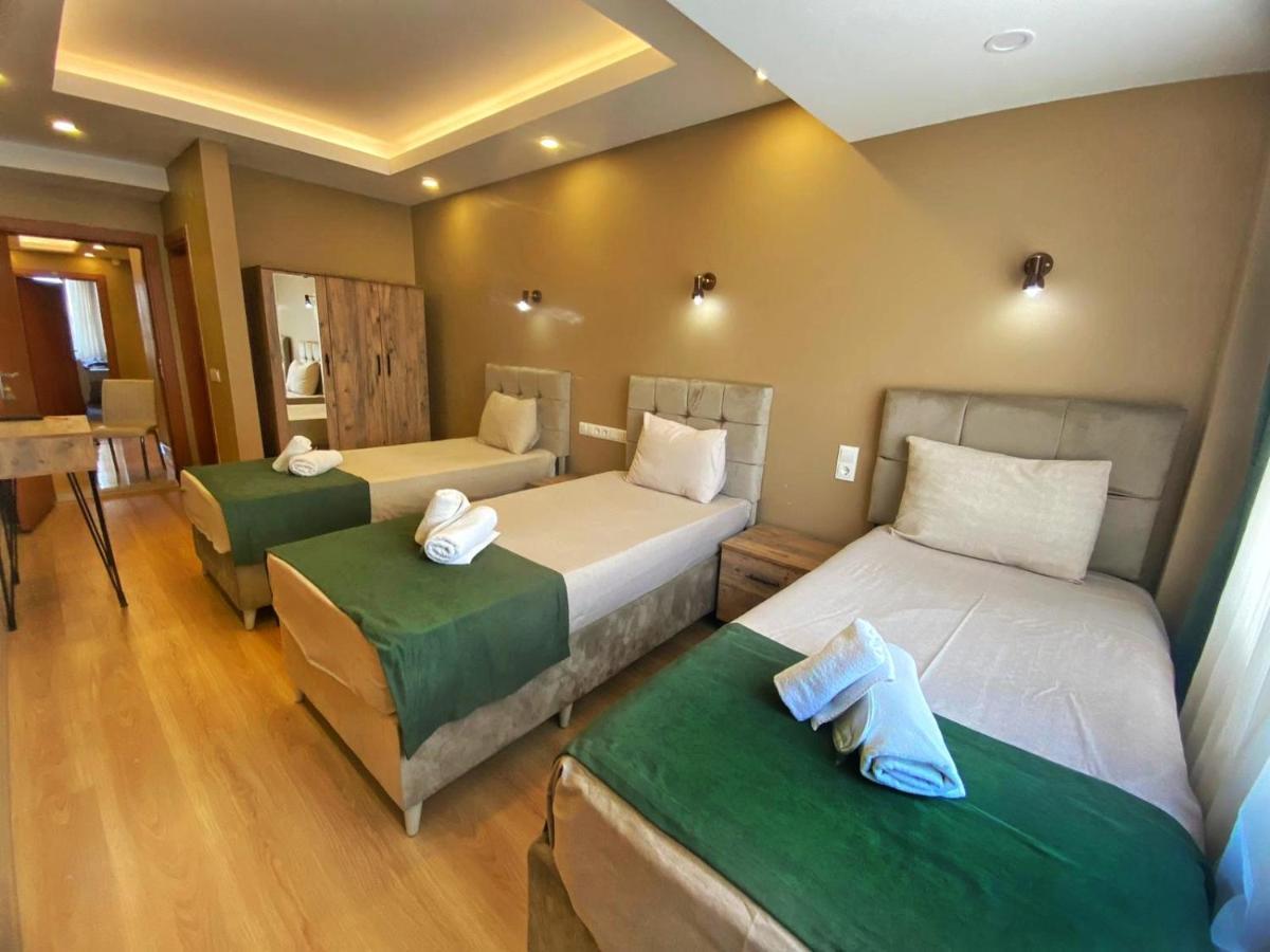 Ulubat Castle Hotel Istanbul Bagian luar foto