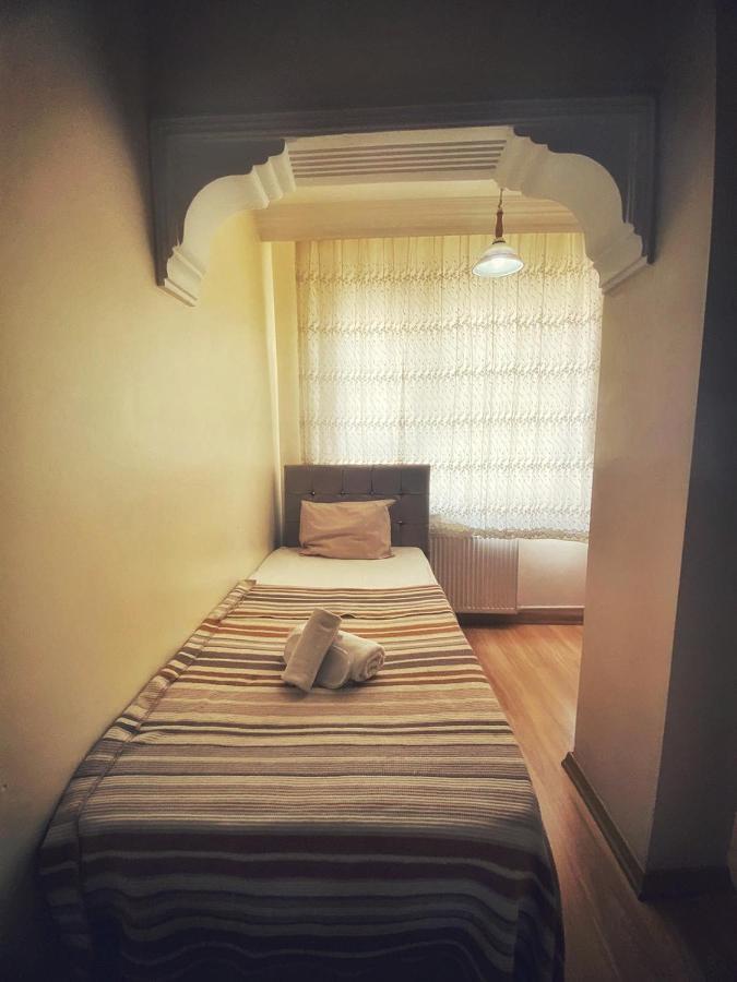 Ulubat Castle Hotel Istanbul Bagian luar foto
