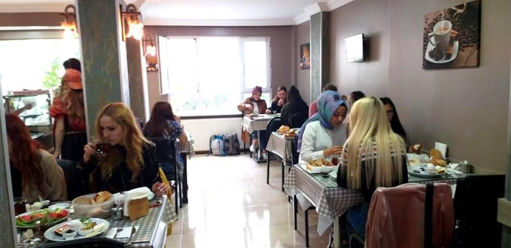 Ulubat Castle Hotel Istanbul Bagian luar foto